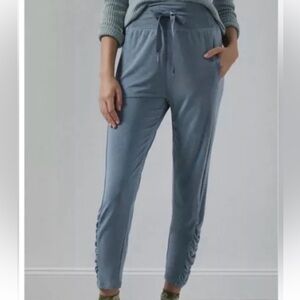 Anthropolgie Saturday Sunday Ruched Jogger Sweats Blue Size XS (fits up to a S)